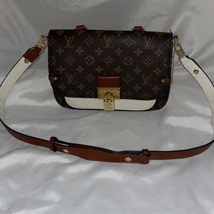 Pochette Metis Reverse Monogram Canvas